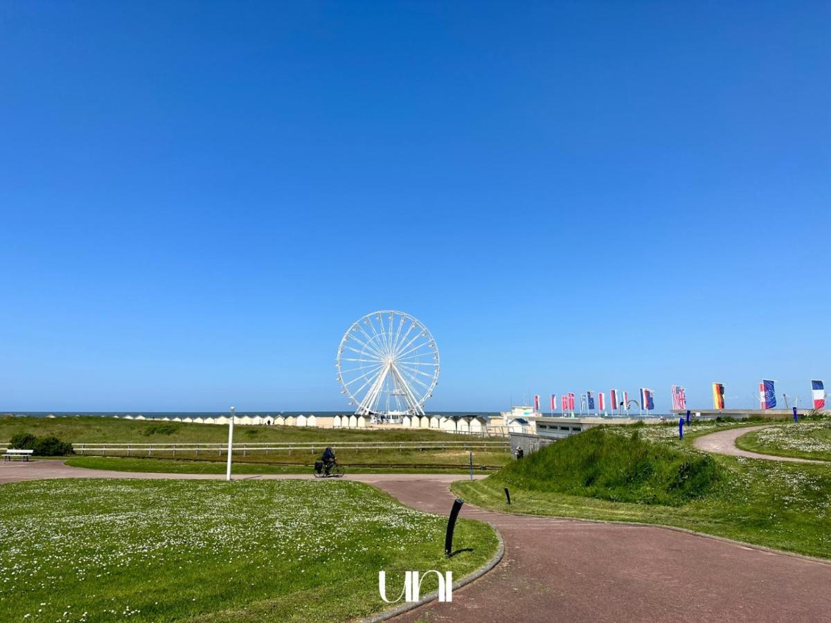 Charmante Maison En Pierre - Centre Ville - Plage Ouistreham Exterior photo